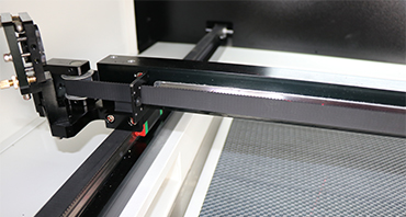 CO2 Laser Cutting Machine