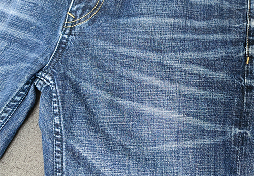 Denim láser Proceso en seco(Bigote)