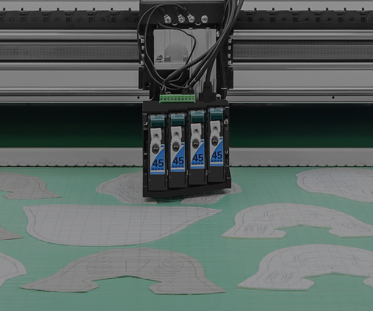 GBOS 3D beş eksenli lazer kesim makinesi
