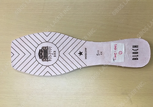 Marquage au laser des semelles de chaussure de ballet