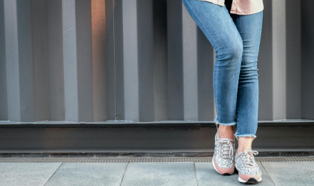 Denim: Un símbolo intemporal de la moda y un camino revolucionario hacia la fabricación ecológica